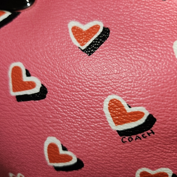 COACH Heart Pink Multicolor Coated Canvas Makeup Bag Cosmetic Case NWOT - Picture 10 of 10